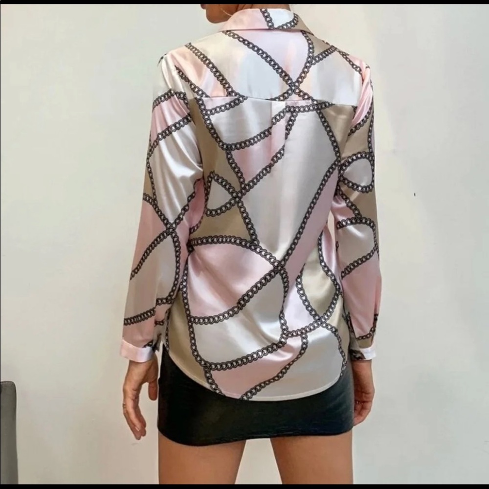 Color Block Chain Print Blouse - Picture 2 of 3
